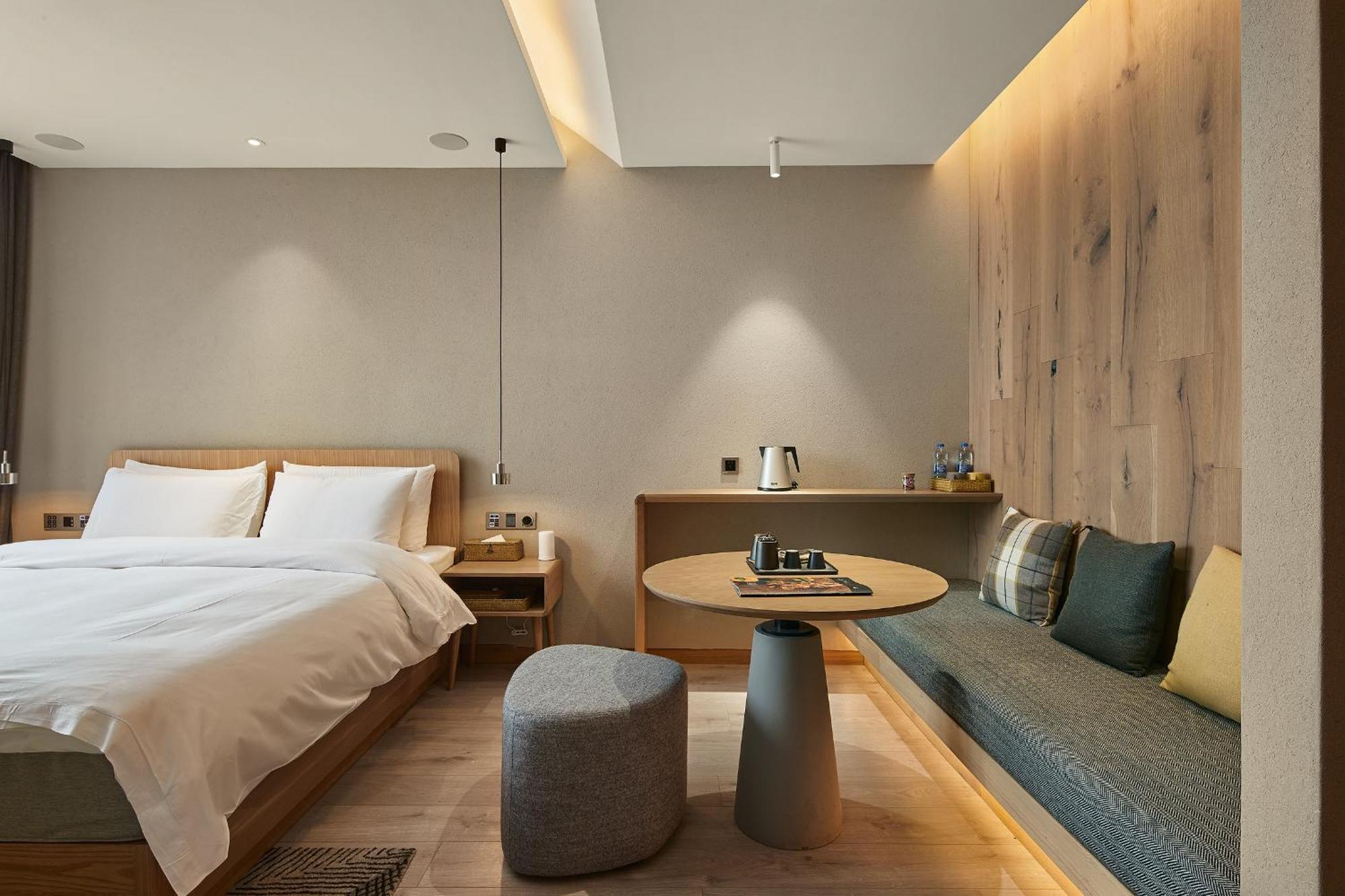 Ebo Hotel Hangzhou Wulin - 5 Mins Drive To The West Lake Dış mekan fotoğraf