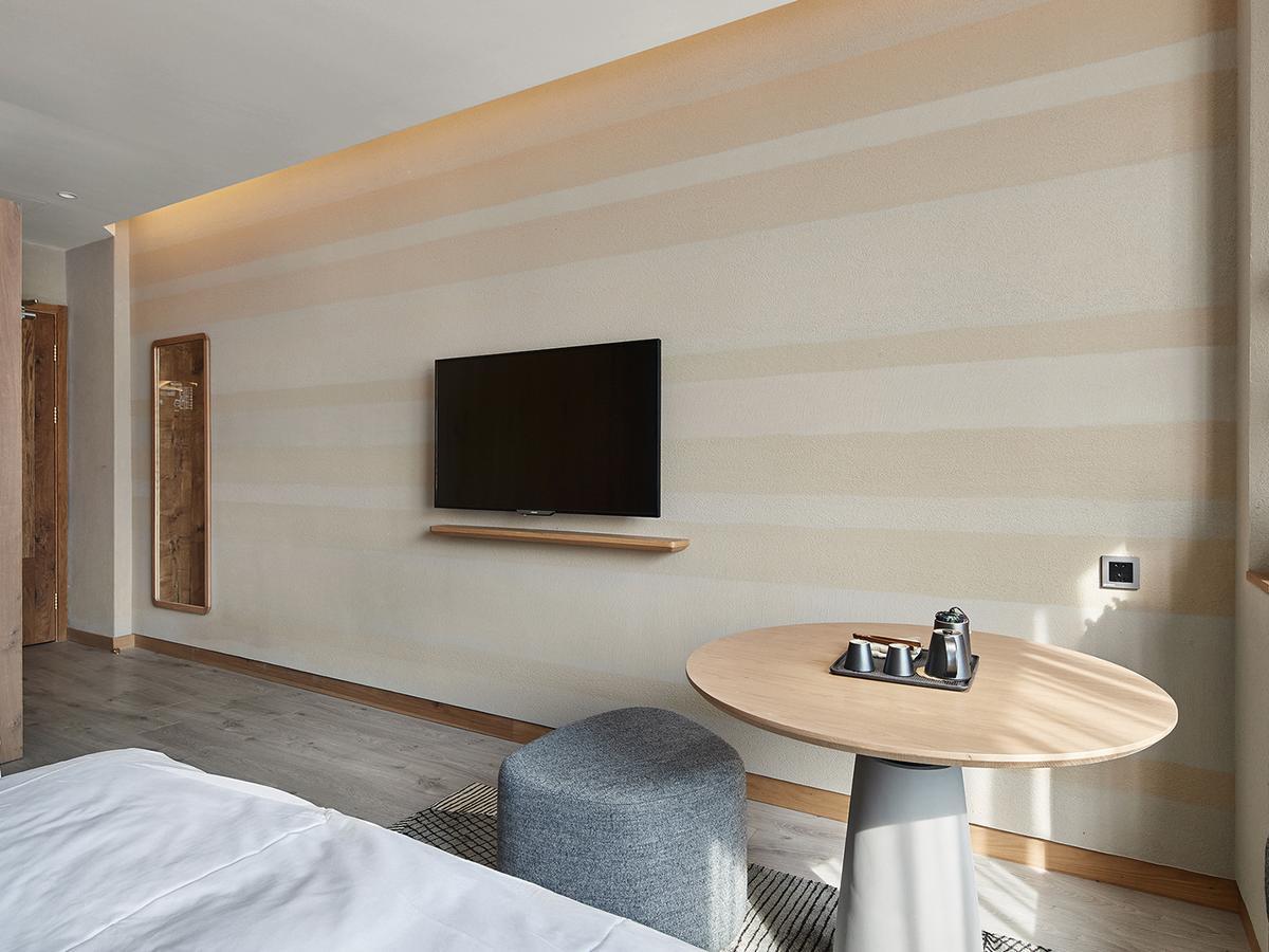 Ebo Hotel Hangzhou Wulin - 5 Mins Drive To The West Lake Dış mekan fotoğraf