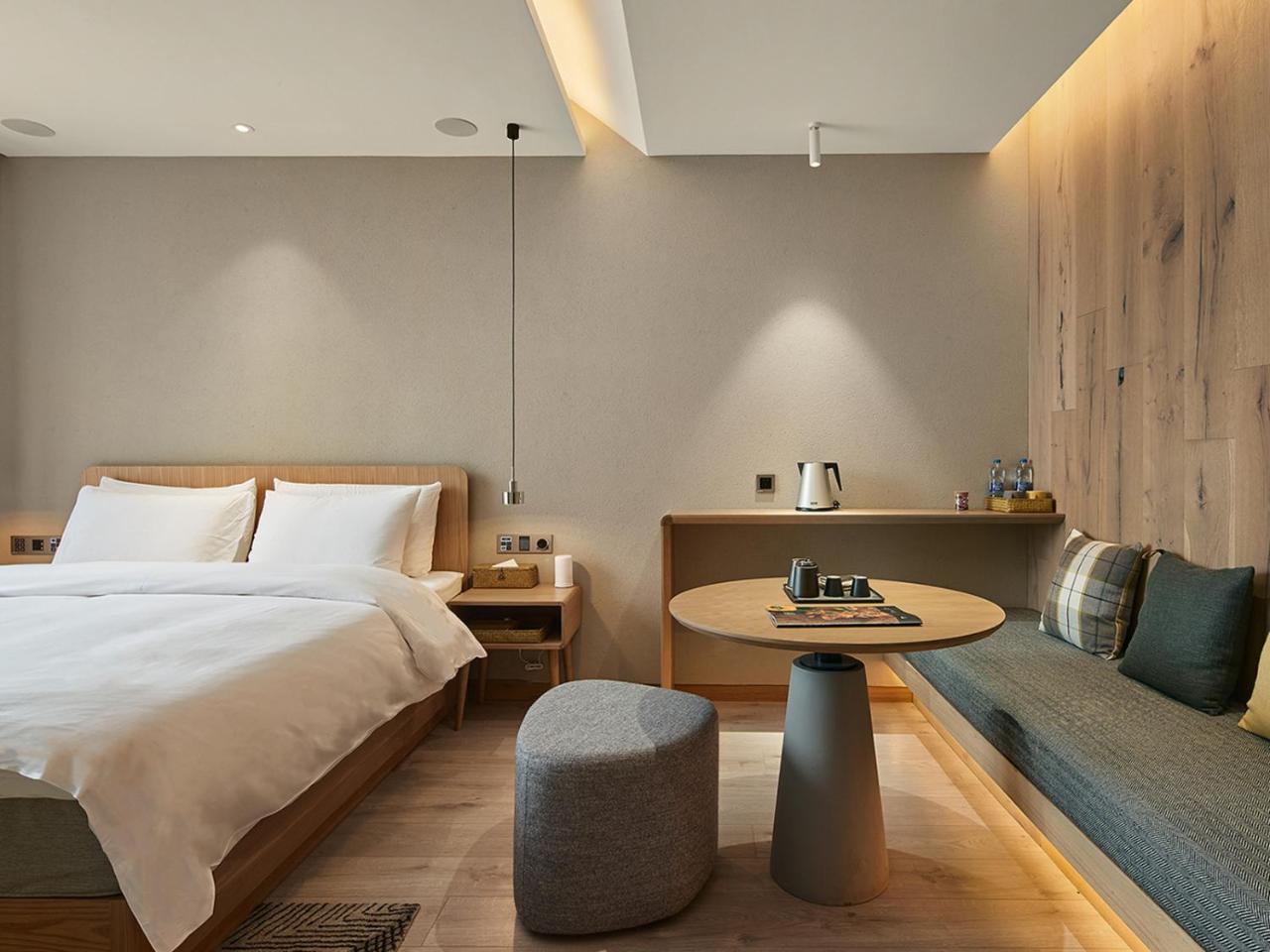 Ebo Hotel Hangzhou Wulin - 5 Mins Drive To The West Lake Dış mekan fotoğraf