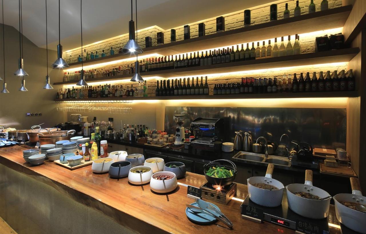 Ebo Hotel Hangzhou Wulin - 5 Mins Drive To The West Lake Dış mekan fotoğraf