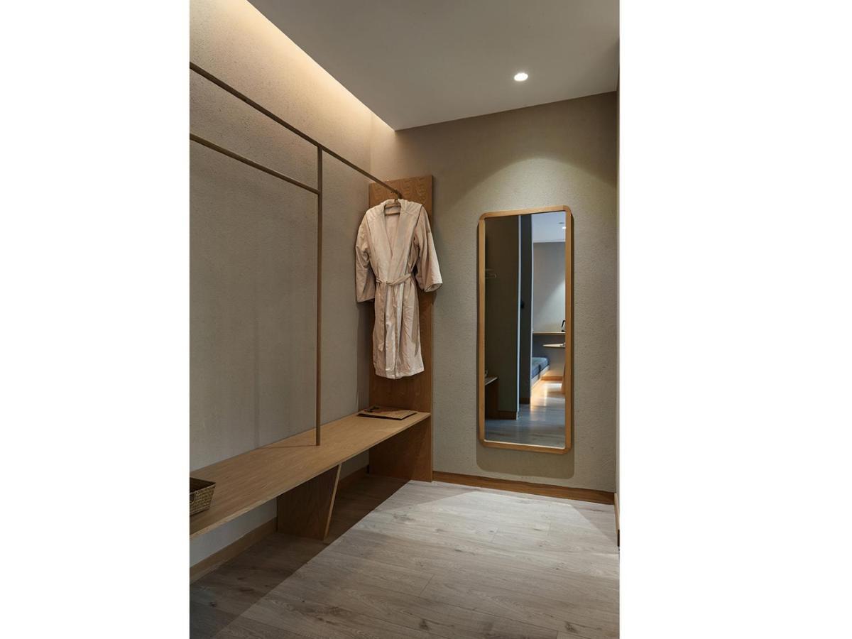 Ebo Hotel Hangzhou Wulin - 5 Mins Drive To The West Lake Dış mekan fotoğraf