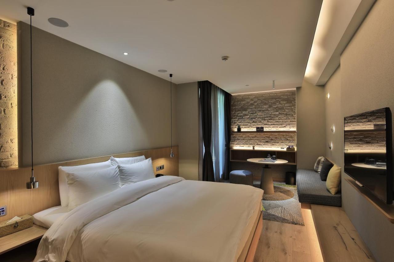Ebo Hotel Hangzhou Wulin - 5 Mins Drive To The West Lake Dış mekan fotoğraf